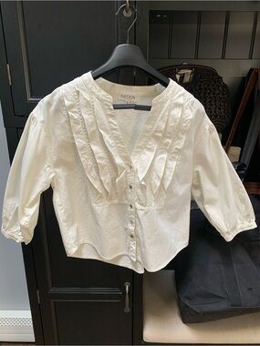 Nation Los Angeles 100% Pima Cotton ruffle shirt size XS NWT
